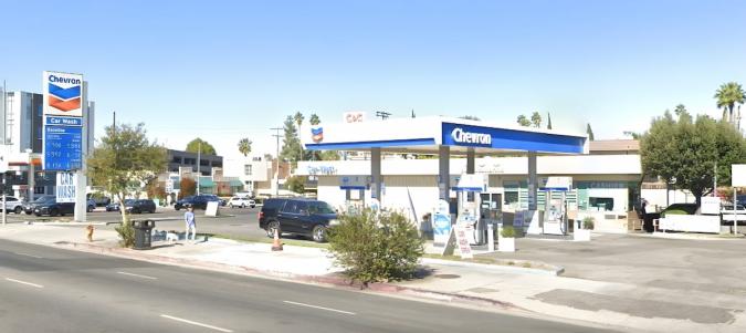 The luckiest gas station in California. (Google Maps)
